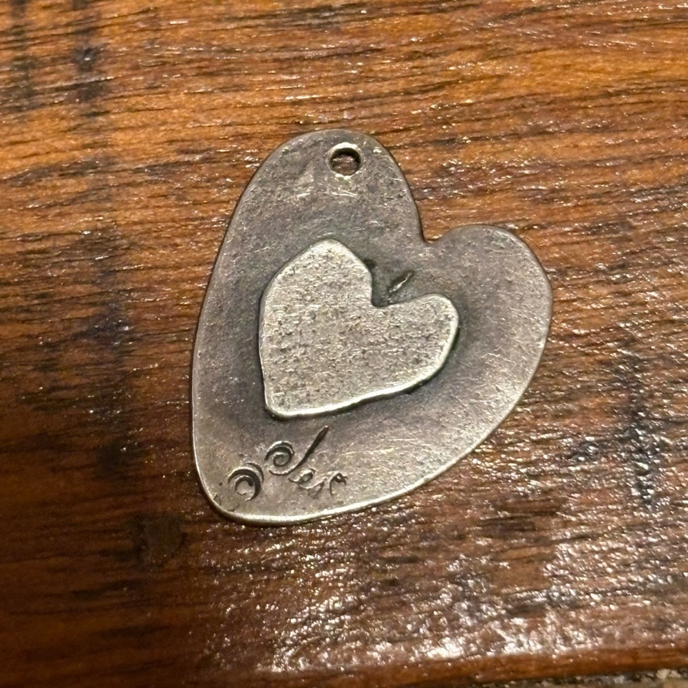Jes Maharry vintage Raised Horse Pendant - Picture 4 of 5